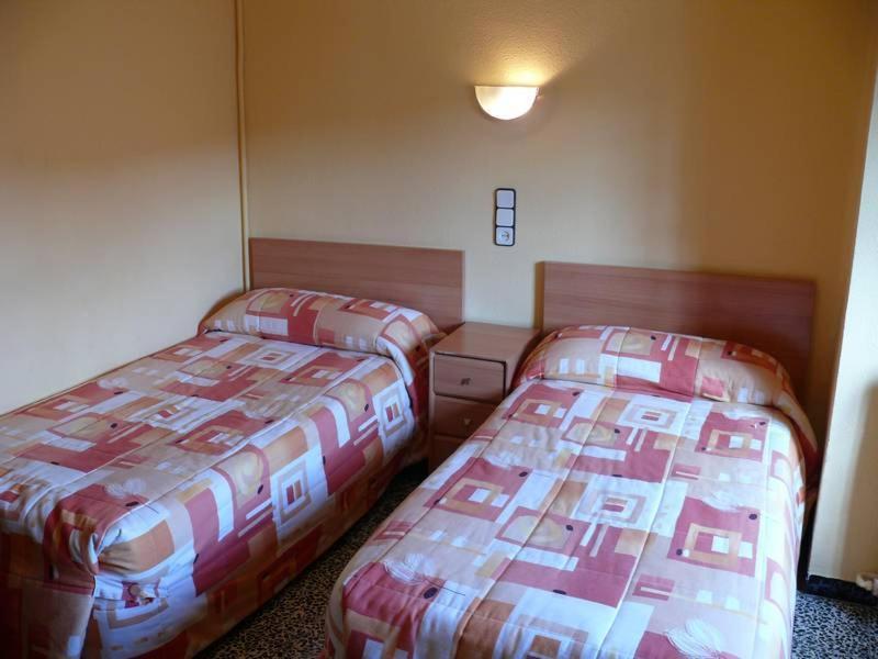 Hostal Rodes メキネンサ 部屋 写真